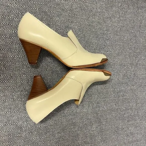 ANTHRO - Latigo - Velma Leather Oxford Heel - Picture 6 of 8